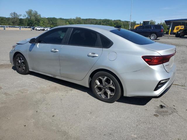 3KPF24AD8KE099321 - 2019 KIA FORTE FE 银色 照片 2