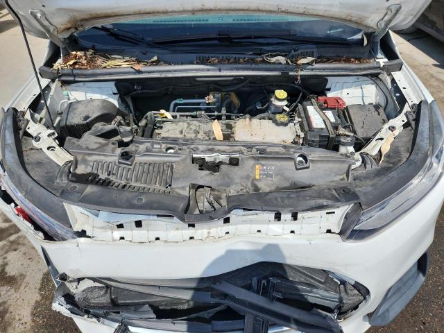 KL7CJLSB8JB676760 - 2018 CHEVROLET TRAX 1LT Weiß Foto 11