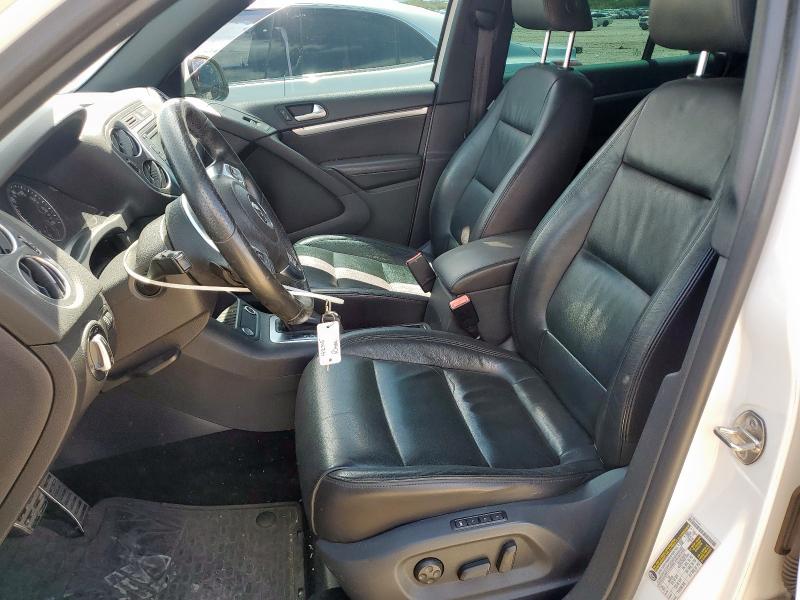 WVGAV3AX5EW039217 - 2014 VOLKSWAGEN TIGUAN S WHITE photo 7