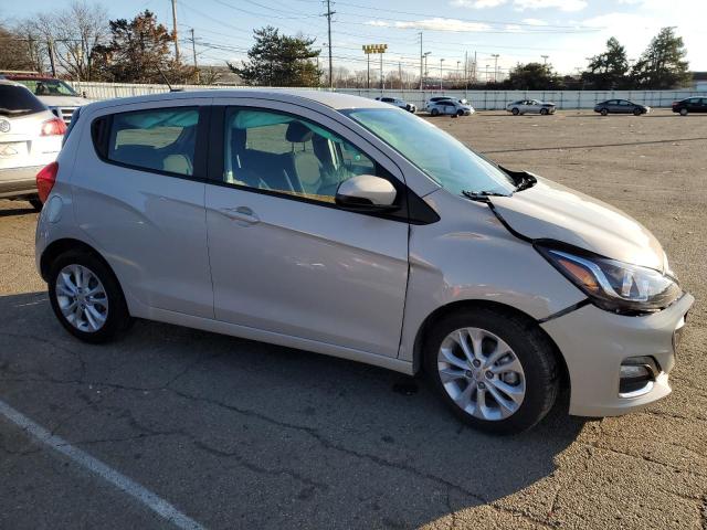 KL8CD6SAXLC468873 - 2020 CHEVROLET SPARK 1LT WHITE photo 4