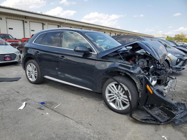 WA1BNAFY7K2060730 - 2019 AUDI Q5 PREMIUM PLUS შავი ფოტო 4