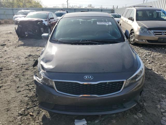 3KPFK4A7XHE137327 - 2017 KIA FORTE LX BLUE photo 5