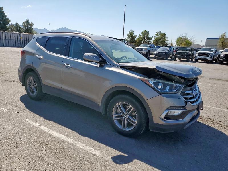 5NMZU3LB2JH101312 - 2018 HYUNDAI SANTA FE S GRAY photo 4