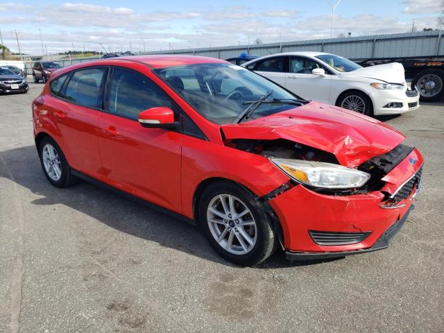 1FADP3K28HL221018 - 2017 FORD FOCUS SE RED photo 4