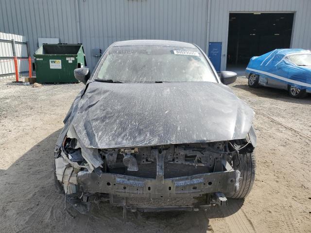 3MYDLBYV2JY320014 - 2018 TOYOTA YARIS IA ნაცრისფერი ფოტო 5