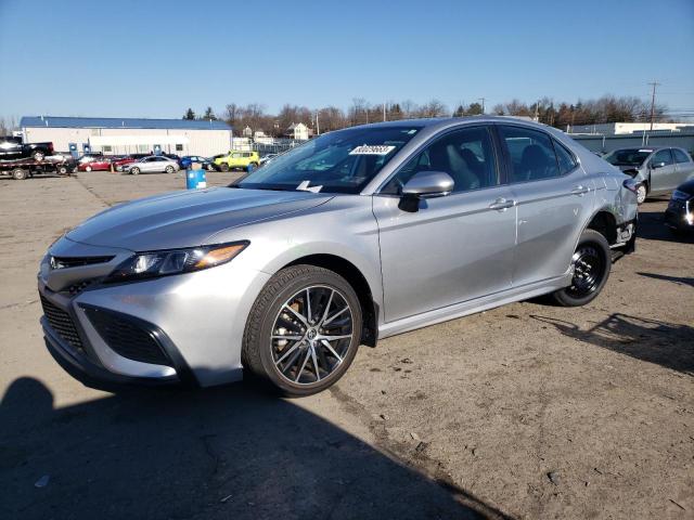 4T1T11AK7PU751594 - 2023 TOYOTA CAMRY SE NIGHT SHADE SILVER photo 1