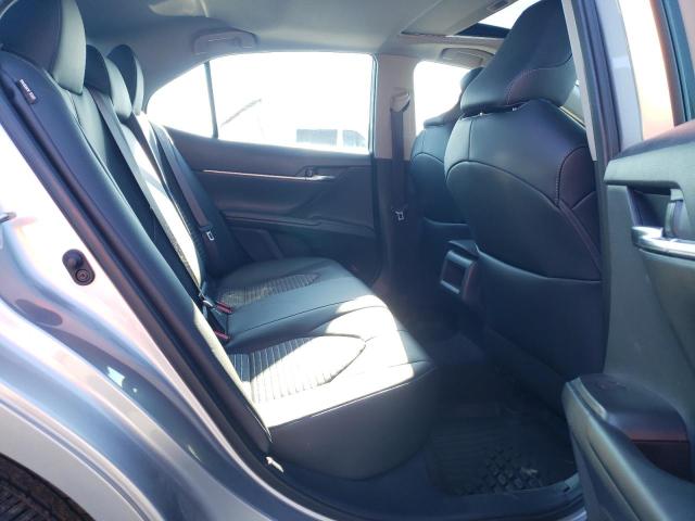 4T1T11AK7PU751594 - 2023 TOYOTA CAMRY SE NIGHT SHADE SILVER photo 10