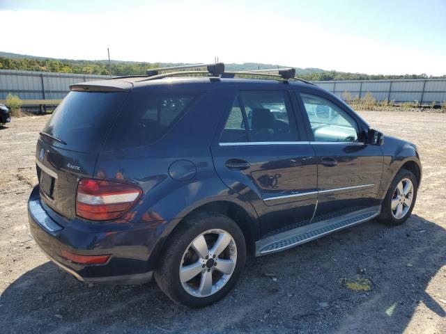 4JGBB8GB4BA674475 - 2011 MERCEDES-BENZ ML 350 4MATIC BLUE photo 3