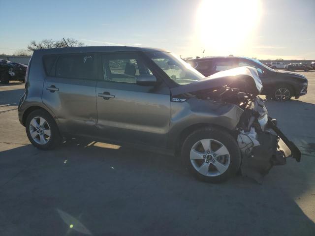 KNDJN2A2XJ7619456 - 2018 KIA SOUL GRAY photo 4