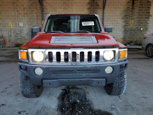 5GTDN136368141477 - 2006 HUMMER H3 RED photo 5