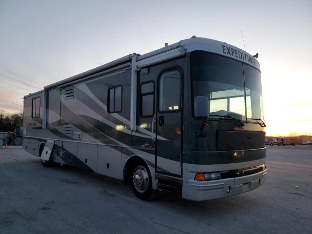 2003 FREIGHTLINER CHASSIS X LINE MOTOR HOME, 