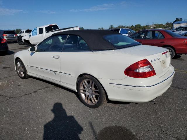 WDBTK56F49T109278 - 2009 MERCEDES-BENZ CLK 350 WHITE photo 2