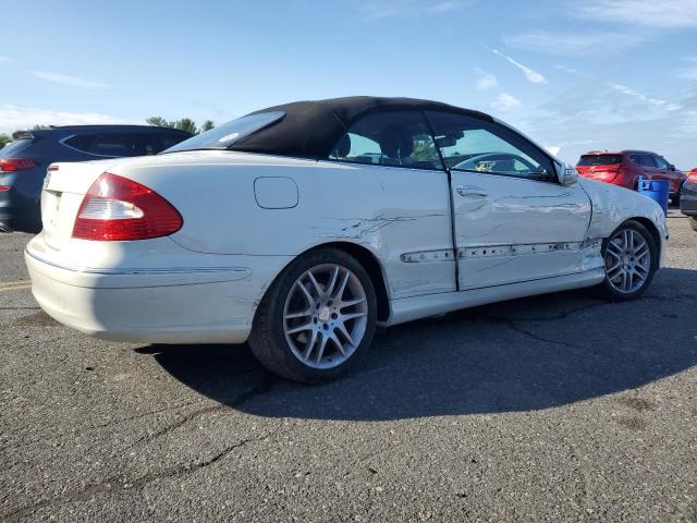 WDBTK56F49T109278 - 2009 MERCEDES-BENZ CLK 350 WHITE photo 3
