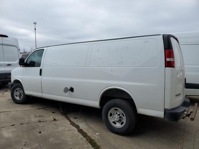 1GCWGBFG1H1107134 - 2017 CHEVROLET EXPRESS G2 WHITE photo 2