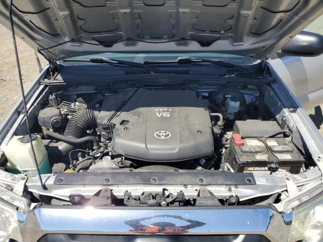 3TMLU4EN4DM107102 - 2013 TOYOTA TACOMA DOUBLE CAB 银色 照片 12