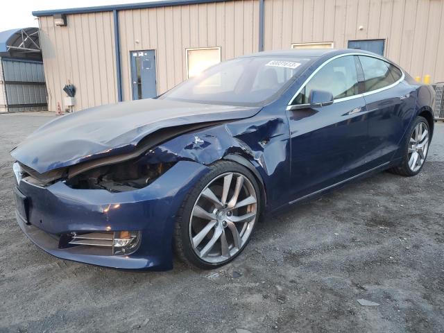 5YJSA1E29HF227786 - 2017 TESLA MODEL S ლურჯი ფოტო 1