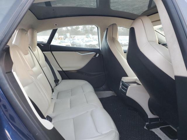 5YJSA1E29HF227786 - 2017 TESLA MODEL S ლურჯი ფოტო 10