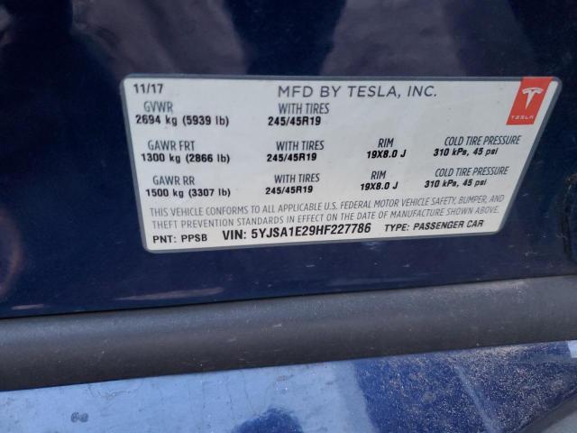 5YJSA1E29HF227786 - 2017 TESLA MODEL S ლურჯი ფოტო 12