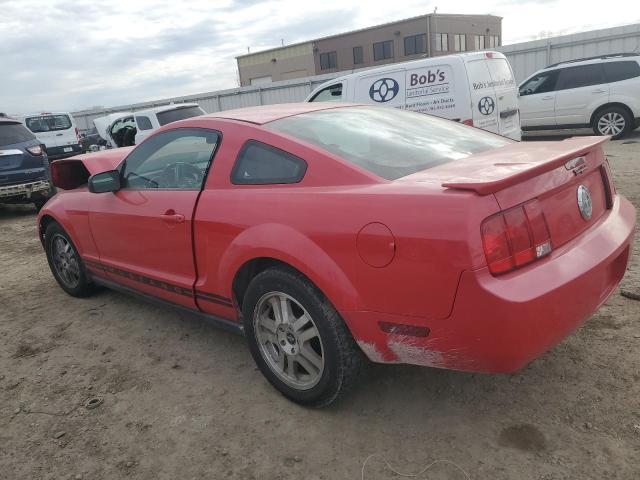 1ZVFT80N775219379 - 2007 FORD MUSTANG RED photo 2