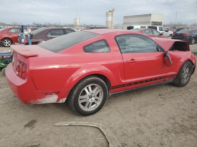 1ZVFT80N775219379 - 2007 FORD MUSTANG RED photo 3