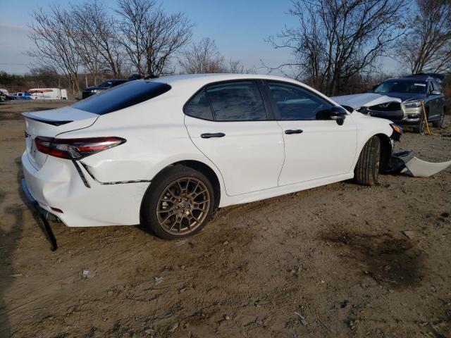 4T1T11AK0PU135199 - 2023 TOYOTA CAMRY SE NIGHT SHADE WHITE photo 3