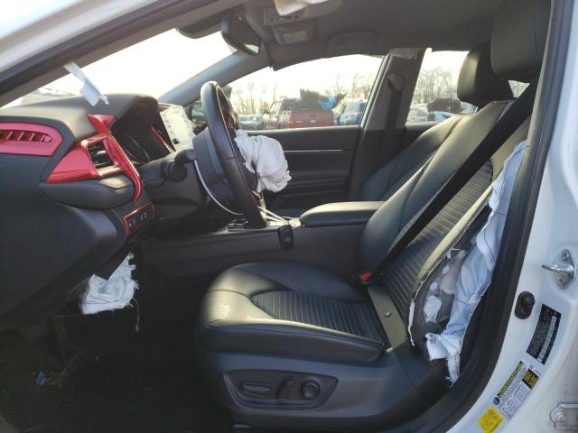 4T1T11AK0PU135199 - 2023 TOYOTA CAMRY SE NIGHT SHADE WHITE photo 7