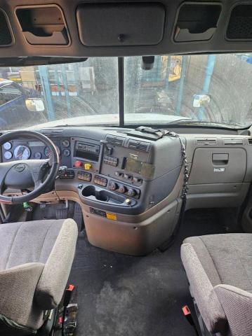 3AKJGLDR9GSGX0892 - 2016 FREIGHTLINER CASCADIA 1 WHITE photo 6