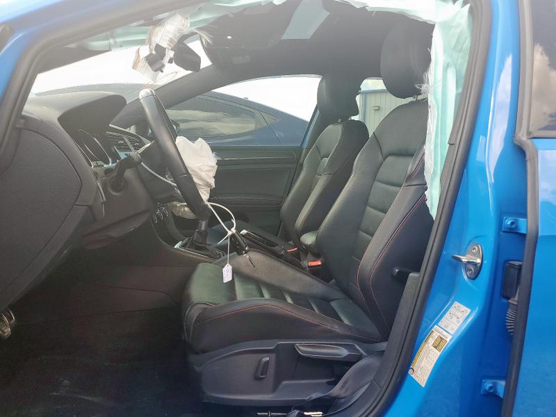 3VW5T7AU0MM006923 - 2021 VOLKSWAGEN GTI S 蓝色 照片 7