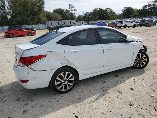 KMHCU4AE5FU901056 - 2015 HYUNDAI ACCENT GLS WHITE photo 3