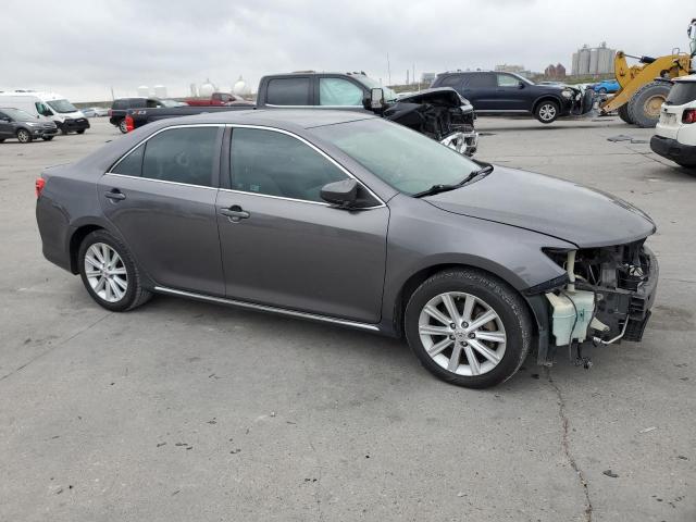 4T1BK1FK4DU022319 - 2013 TOYOTA CAMRY SE GRAY photo 4