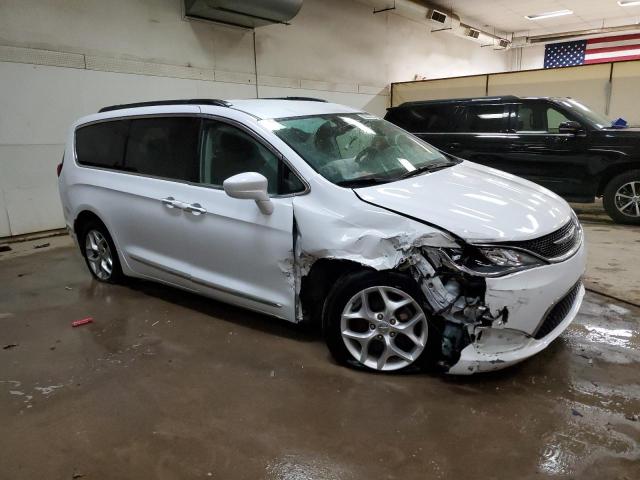 2C4RC1BG2HR552552 - 2017 CHRYSLER PACIFICA TOURING L WHITE photo 4