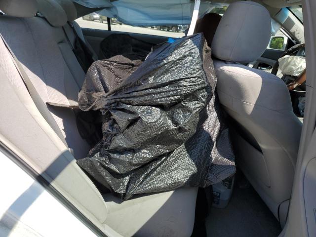 4T1BF3EKXAU569284 - 2010 TOYOTA CAMRY BASE WHITE photo 10