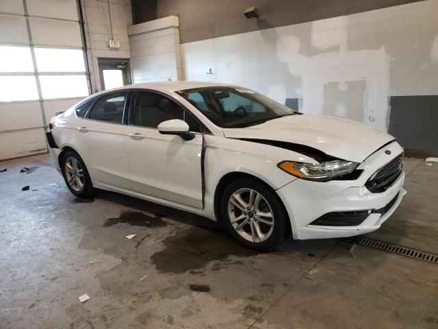 3FA6P0HD4JR222898 - 2018 FORD FUSION SE WHITE photo 4