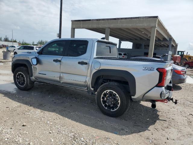 3TYLC5LN0RT010390 - 2024 TOYOTA TACOMA DOUBLE CAB Gümüş foto 2