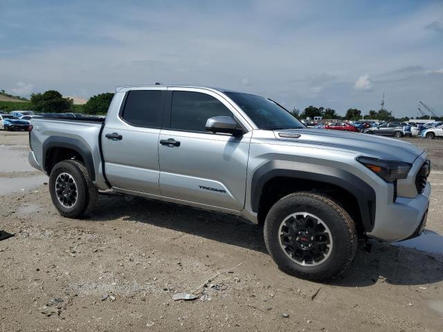 3TYLC5LN0RT010390 - 2024 TOYOTA TACOMA DOUBLE CAB Gümüş foto 4