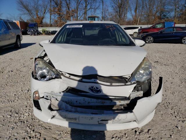 JTDKDTB35E1084629 - 2014 TOYOTA PRIUS C WHITE photo 5