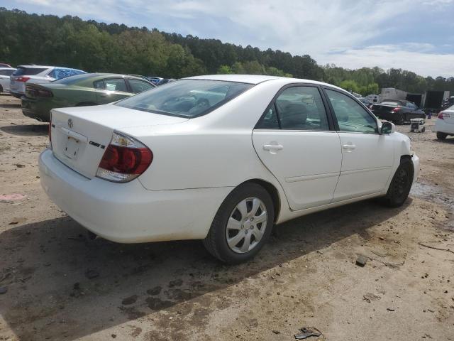 4T1BE32K35U011757 - 2005 TOYOTA CAMRY LE WHITE photo 3