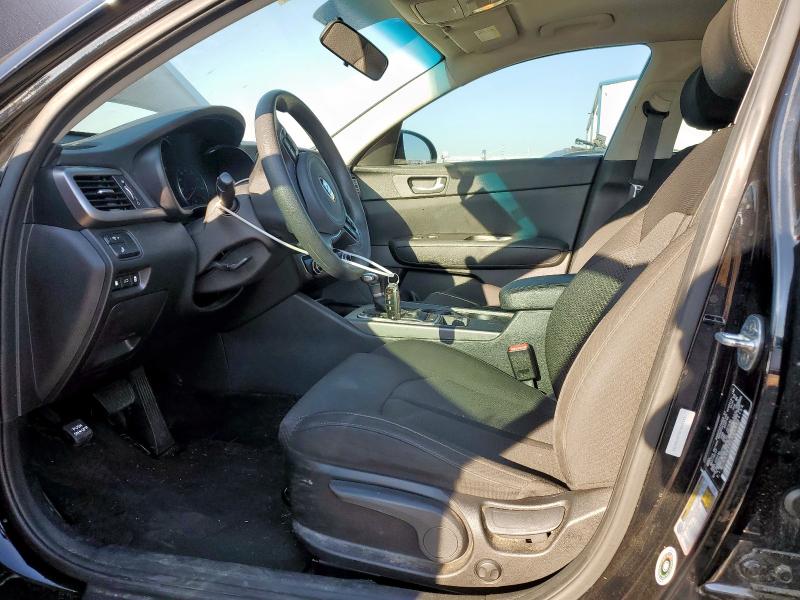 5XXGT4L32JG184134 - 2018 KIA OPTIMA LX BLACK photo 7