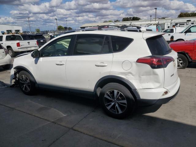 JTMWFREVXGJ080994 - 2016 TOYOTA RAV4 XLE WHITE photo 2