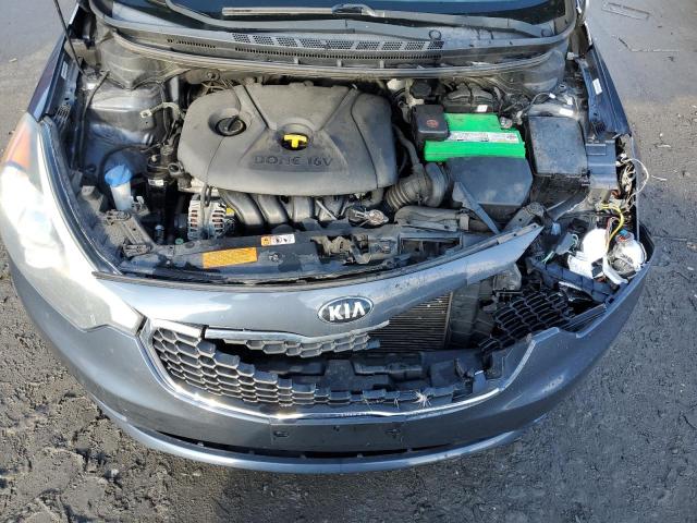 KNAFX4A60F5334215 - 2015 KIA FORTE LX GRAY photo 11