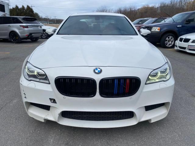 WBSFV9C58FD594418 - 2015 BMW M5 WHITE photo 5