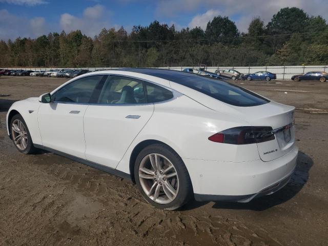 5YJSA1H17EFP60864 - 2014 TESLA MODEL S WHITE photo 2