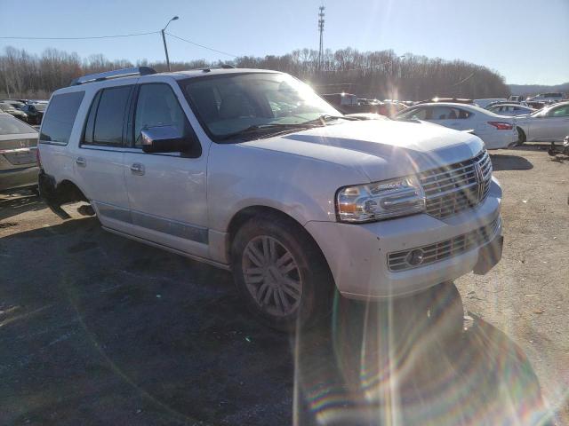 5LMJJ2J55AEJ04567 - 2010 LINCOLN NAVIGATOR 白色 照片 4