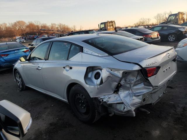 1N4BL4BV9LC133137 - 2020 NISSAN ALTIMA S SILVER photo 2