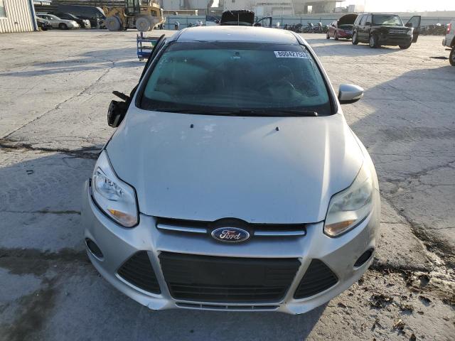 1FADP3F25EL361713 - 2014 FORD FOCUS SE SILVER photo 5