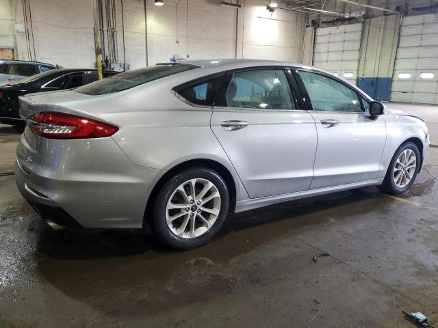 3FA6P0HD7LR228455 - 2020 FORD FUSION SE SILVER photo 3