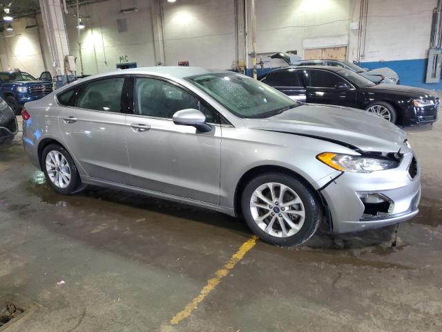 3FA6P0HD7LR228455 - 2020 FORD FUSION SE SILVER photo 4