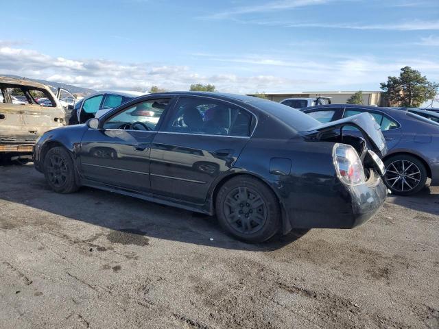 1N4AL11D35N437641 - 2005 NISSAN ALTIMA S BLACK photo 2