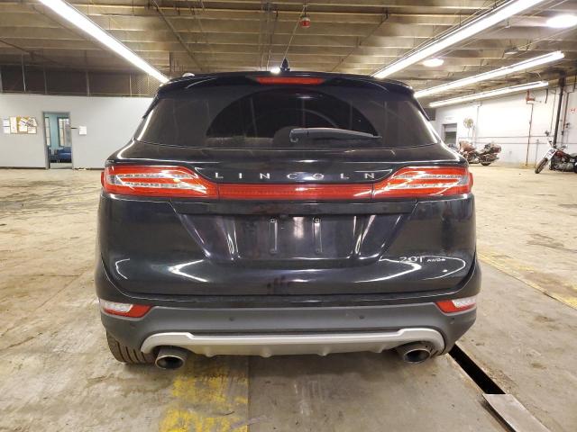 5LMCJ3D90HUL62055 - 2017 LINCOLN MKC RESERVE BLACK photo 6