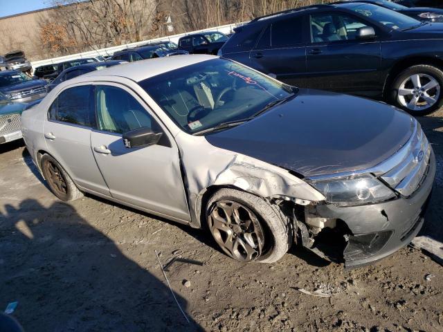 3FAHP0HA4BR239233 - 2011 FORD FUSION SE TWO TONE photo 4